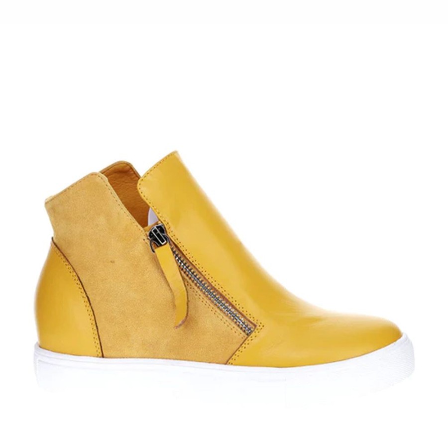 Shoes LE SANSA | Stunner - Mustard Black