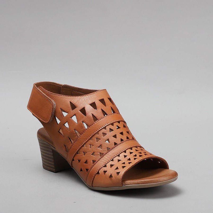 Shoes LE SANSA | Lora Tan